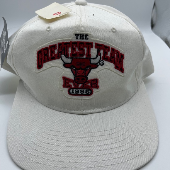 STARTER Other - Chicago Bulls "Greatest Team Ever" 1996 Cap - NWT